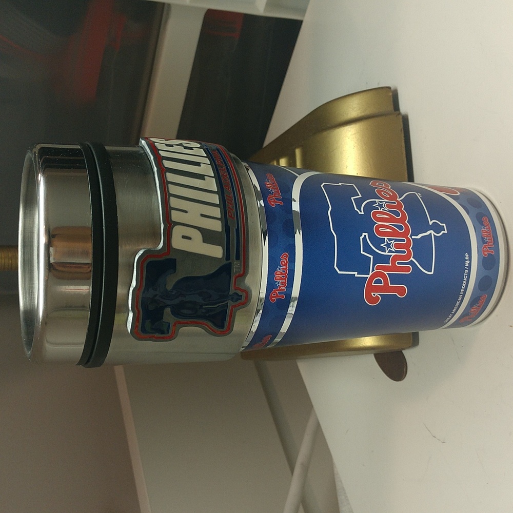 Phillies travel mug never used